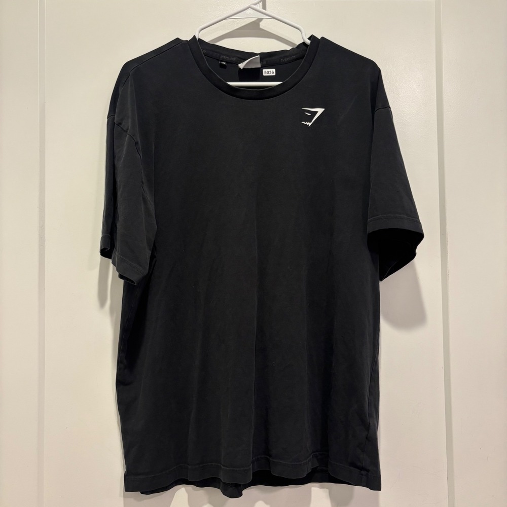 Gymshark Mens Essential Short Sleeve T-Shirt Black Size M Logo Gym Training